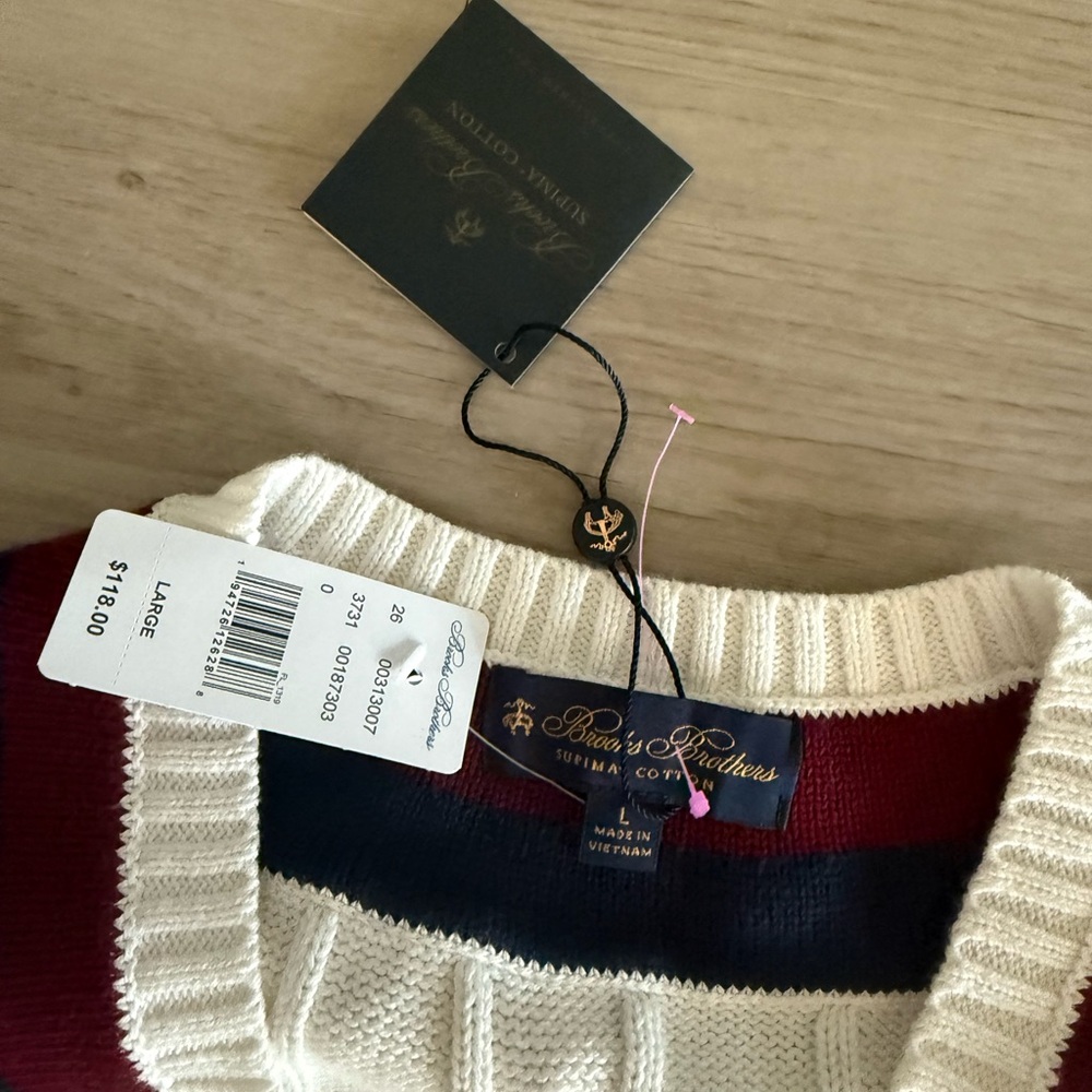 Brooks brothers Cable Knit V-Neck Sweater Vest - White and Navy - Picture 2 of 3